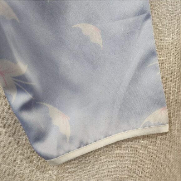 Vintage Wing Tipped Butterly Robe in Blue - Picture 11 of 12